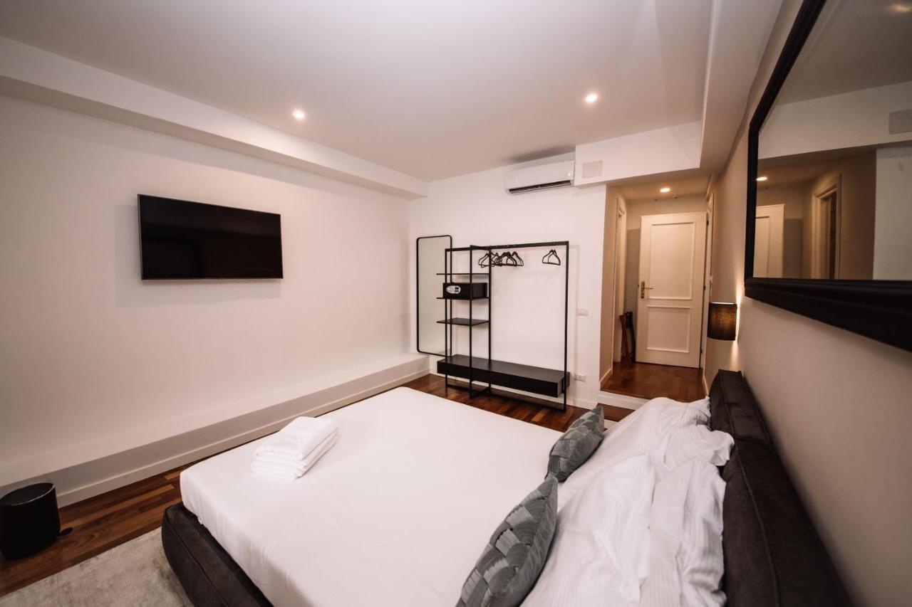 Fellini Design Suites Romе * Rom